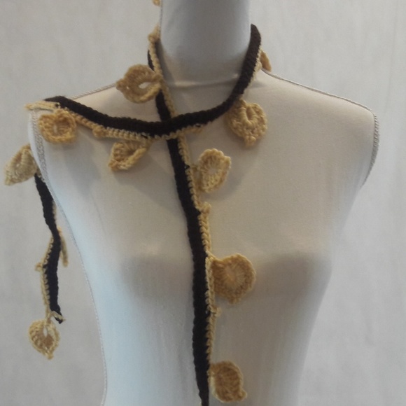 🌹Lariat, Flower, Necklace,Hand Crafted, Crochet - Picture 3 of 3